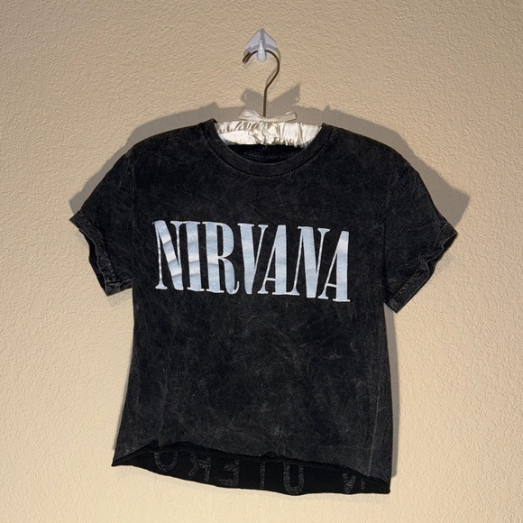 NIRVANA Tops - NIRVANA Distressed Black Cropped Tee